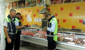 В Староалейском обокрали продуктовый магазин.