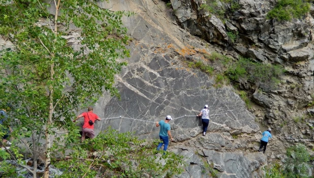 Экотропа на водопаде Учар.