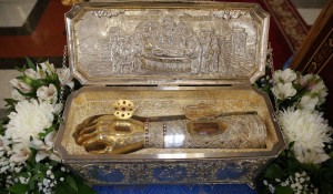 Ковчег с десницей великомученика Димитрия Солунского.