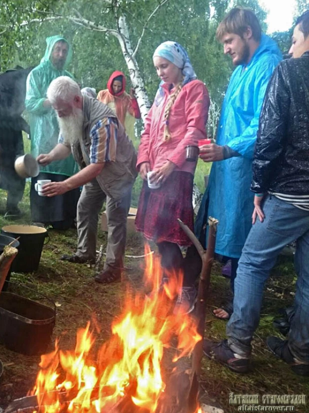 Первый старообрядческий Причумышский крестный ход в Алтайском крае.