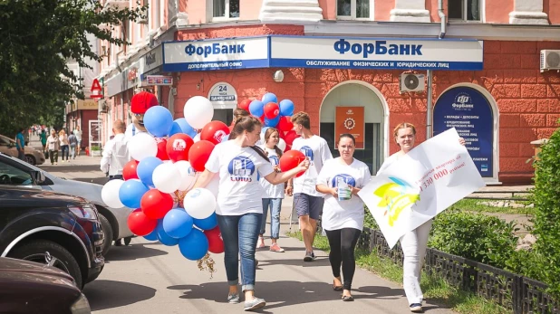 В Барнауле прошел первый "флешмоб" от застройщика.