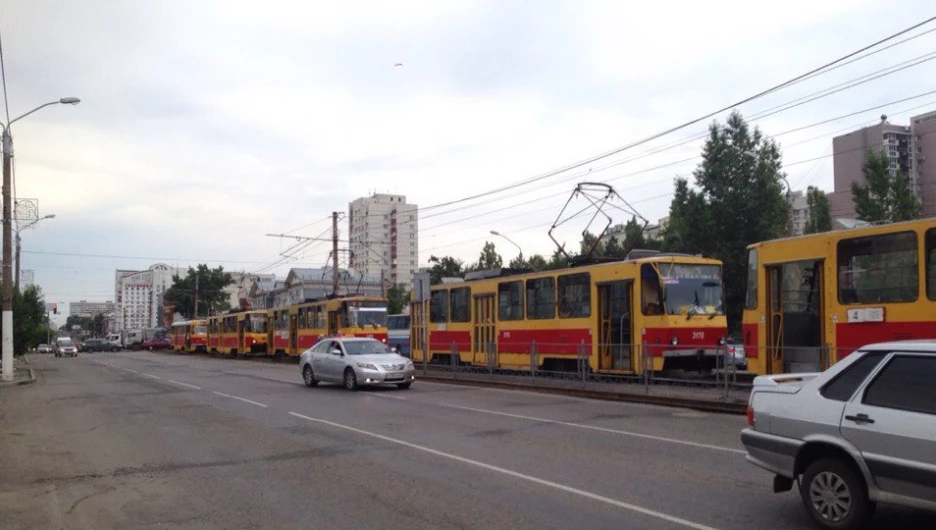 Трамваи на проспекте Красноармейском