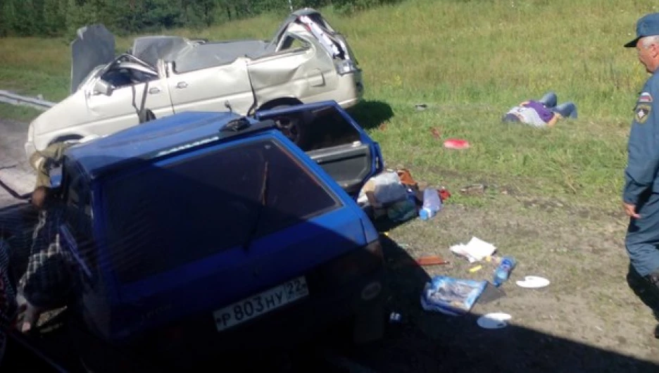Авария на трассе Бийск-Белокуриха. 8 июля 2016 года.