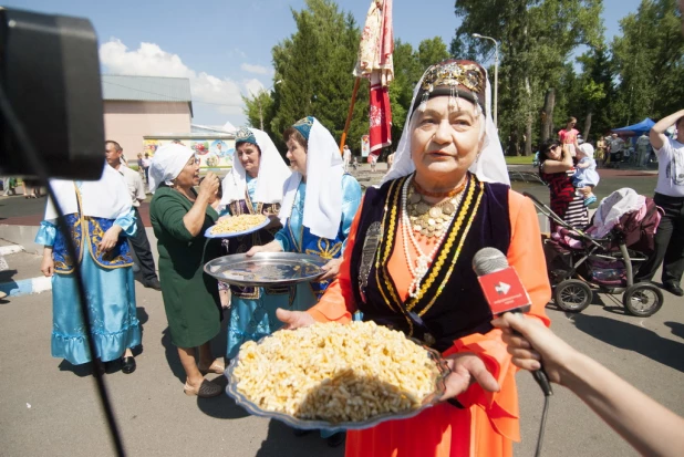 Как в Барнауле отпраздновали Сабантуй. 9 июля 2016 год.