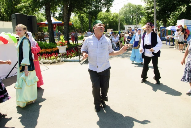 Как в Барнауле отпраздновали Сабантуй. 9 июля 2016 год.