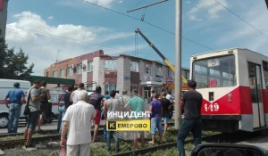 В Кемерово обрушилось здание ТЦ.