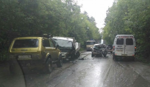 Авария на Лесном тракте в Барнауле. 15 июля 2016 года.