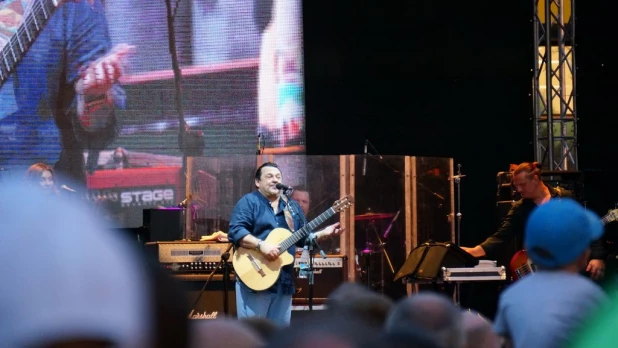 Игорь Саруханов выступил на Дне металлурга в Заринске.