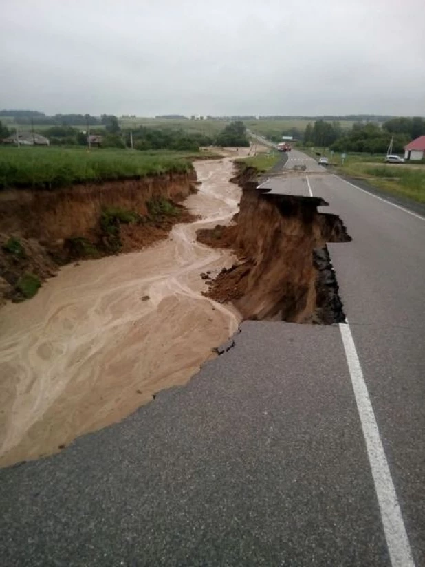 Размытая трасса в Батурово.