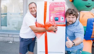 Долгожданное открытие Супермаркета DNS "Фрау Техника".