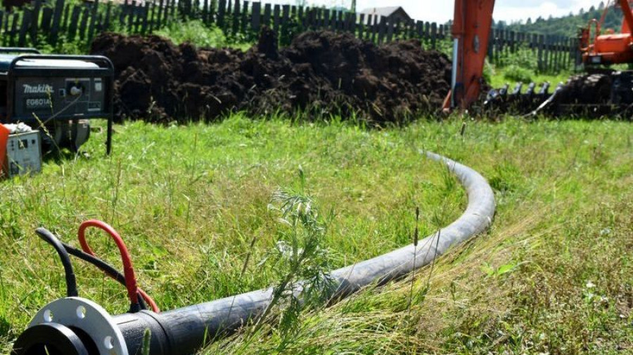 Строительство водопровода в Сибирячихе.