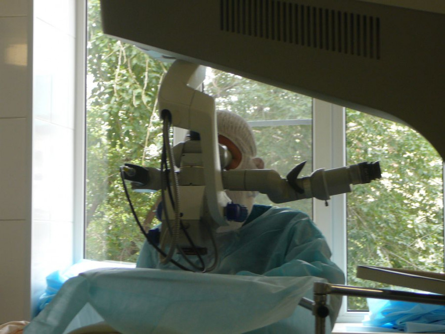 Операция в Краевой офтальмологической больнице.