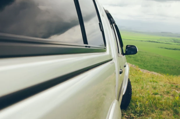 Toyota Hilux в предгорьях Алтая 