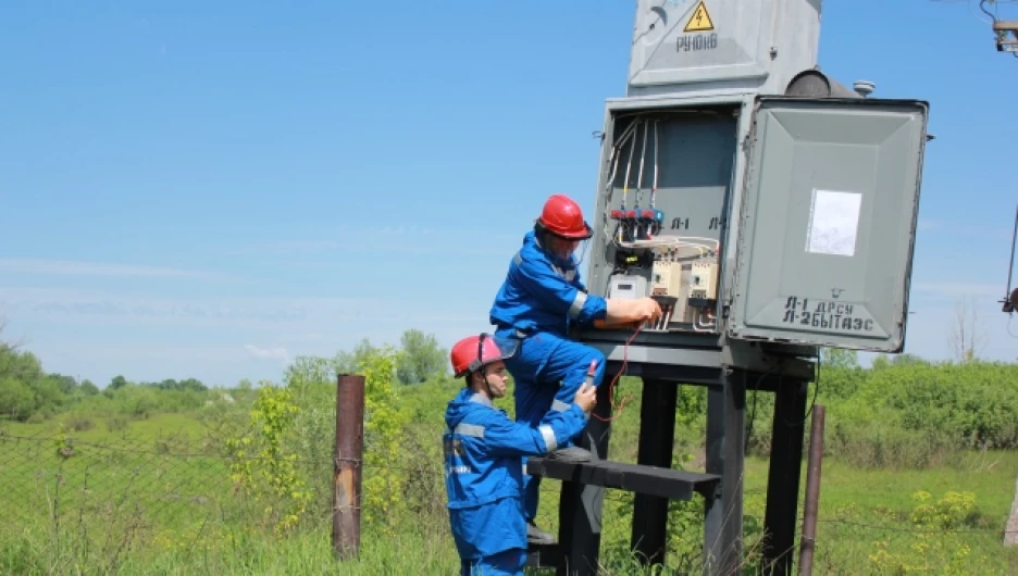 Б. Исток, ремонт КТП.