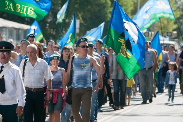 День ВДВ в Барнауле. 2 августа 2016.