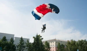 Как в Барнауле отмечают день ВДВ. 2 августа 2016.