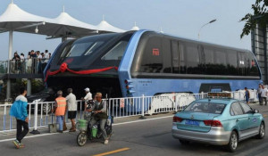 В Китае тестируют автобус-тоннель