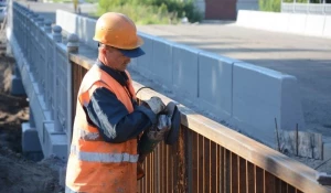 Строительство моста через Барнаулку.