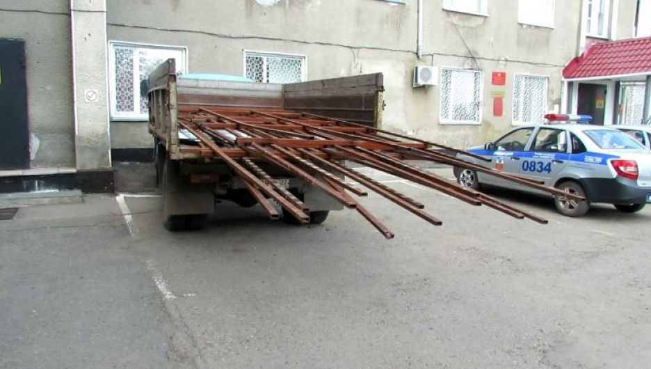 В Новотырышкино украли ограду скотомогильника.