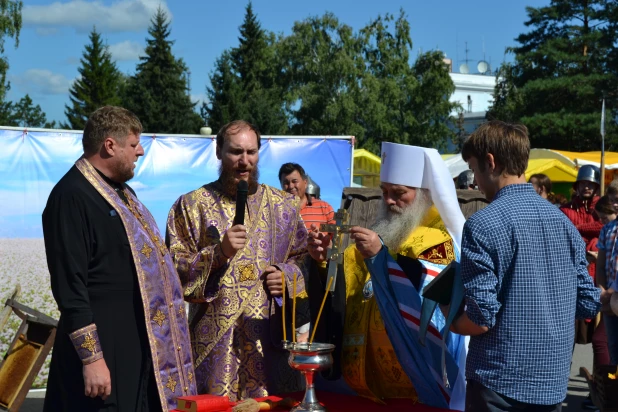 Праздник "Медовый спас на Алтае". 14 августа 2016 года 