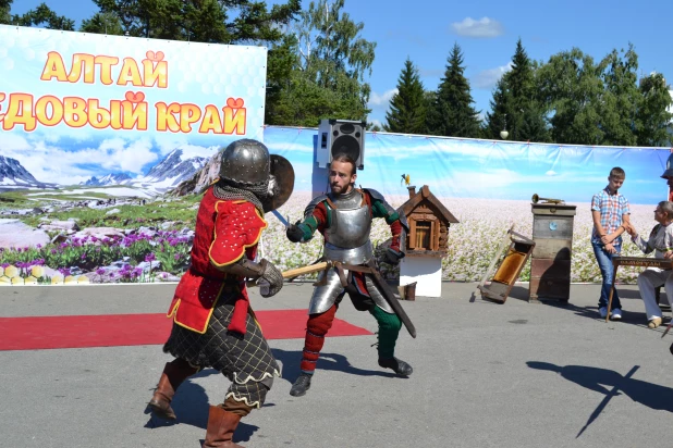 Праздник "Медовый спас на Алтае". 14 августа 2016 года 