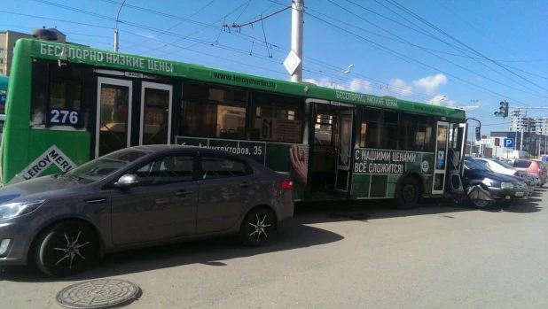 97 Маршрутка Омск. Автобус Омск Сыропятское.