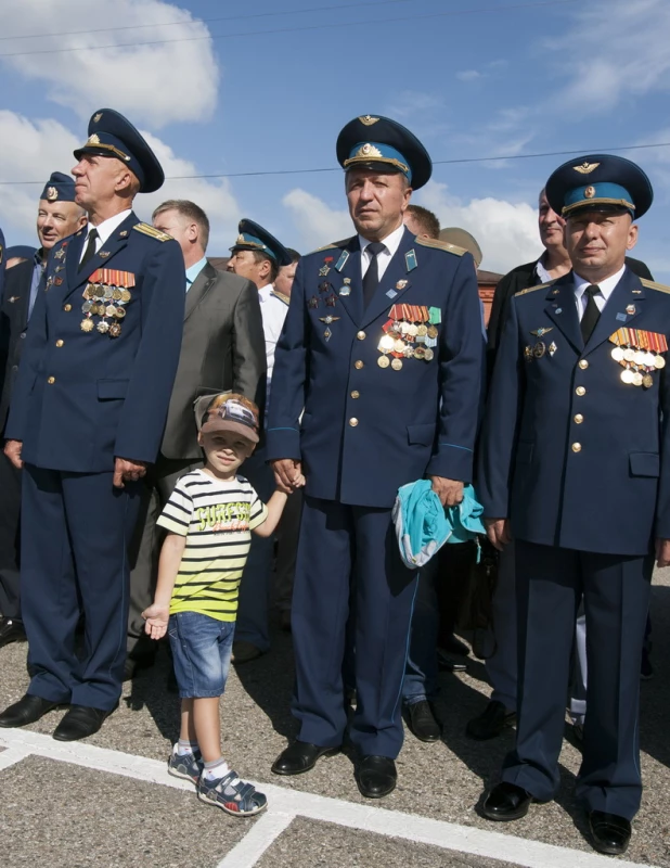 В Барнауле отпраздновали 50-летие со дня основания летного училища.