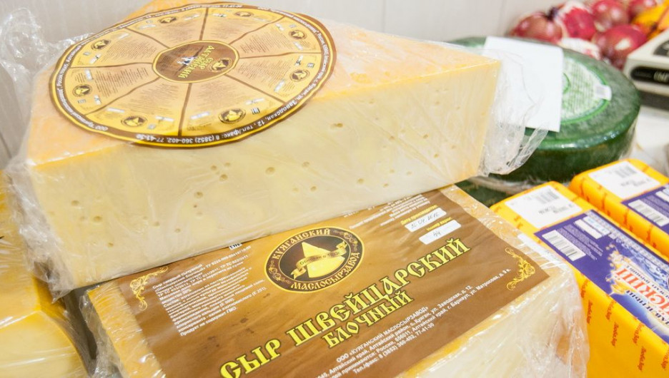 На Алтае проходит самая масштабная профессиональная дегустация сыра.