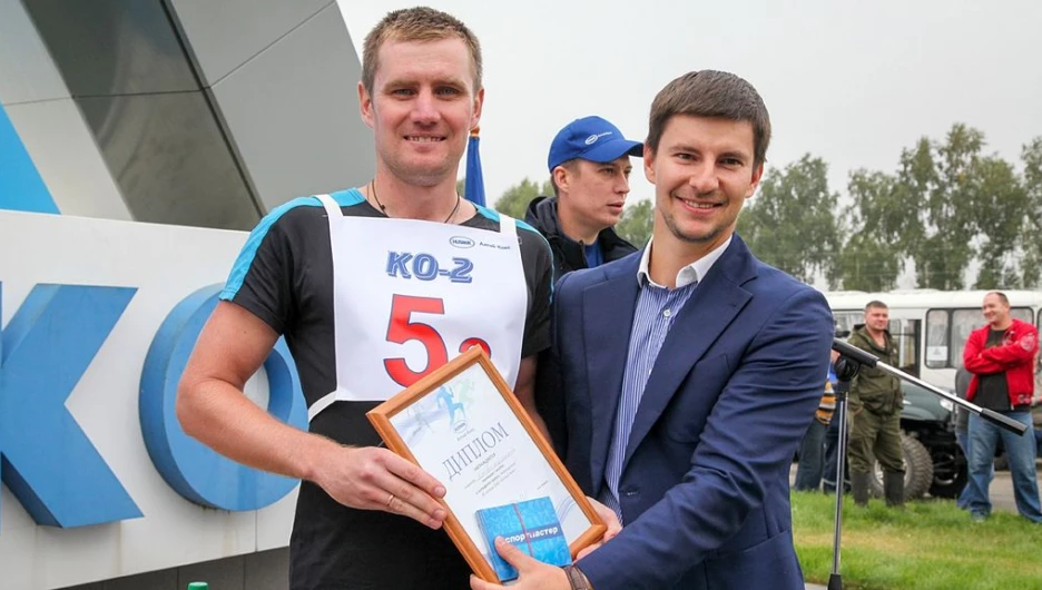 Спортсмены Алтай-Кокса состязались в легкоатлетическом кроссе