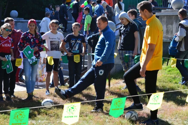 Спортивный праздник от сети "Мария-Ра" в День города-2016.