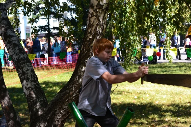 Спортивный праздник от сети "Мария-Ра" в День города-2016.