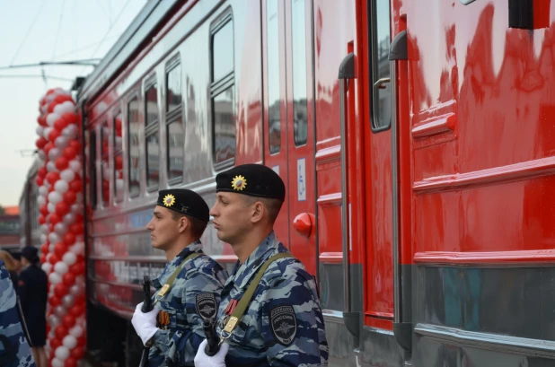 В Алтайском крае запустили две новые эко-электрички с туалетами и кондиционерами