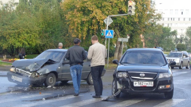 Авария на Димитрова — Комсомольский