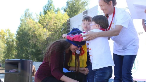 Забег "Спорт во благо" в поддержку детей с синдромом Дауна.