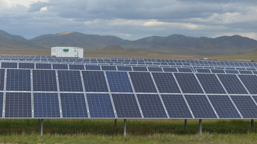 В Республике Алтай ввели еще одну солнечную электростанцию.