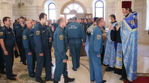 Сотрудники МЧС приняли участие в благодарственном молебне