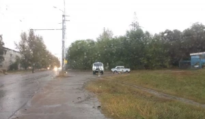 В Рубцовске молния убила человека.