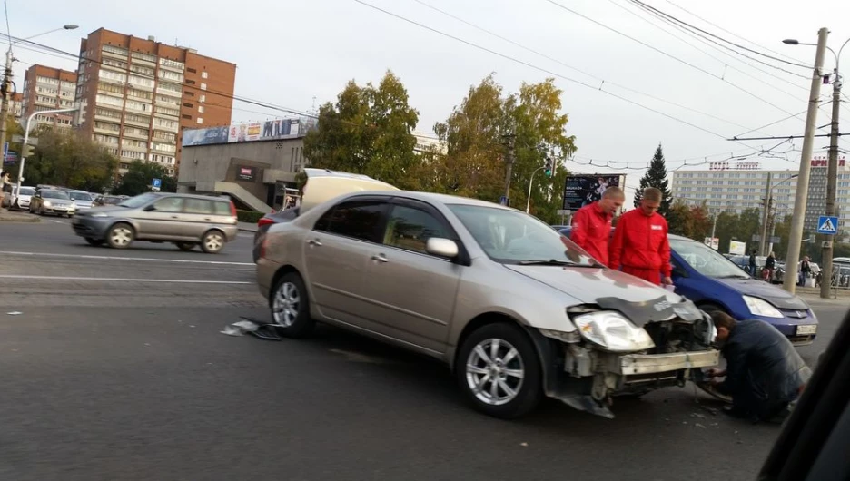 ДТП на площади Победы. 29 сентября 2016 года.