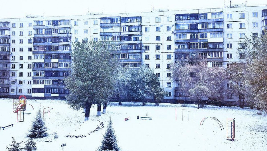 Снег в Новосибирске.