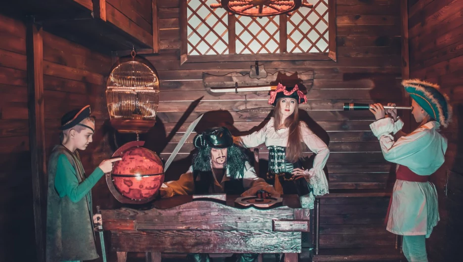 Барнаульцам предлагают отметить день рождения на пиратском корабле.