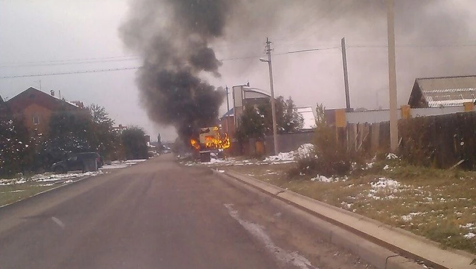 Пожар в грузовом автомобиле.