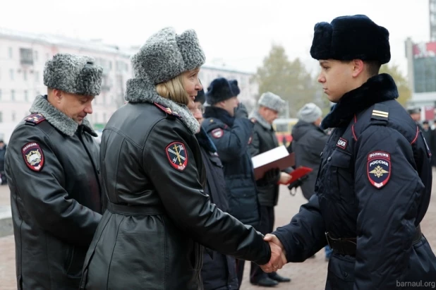 Присяга студентов БЮИ в Барнауле. 