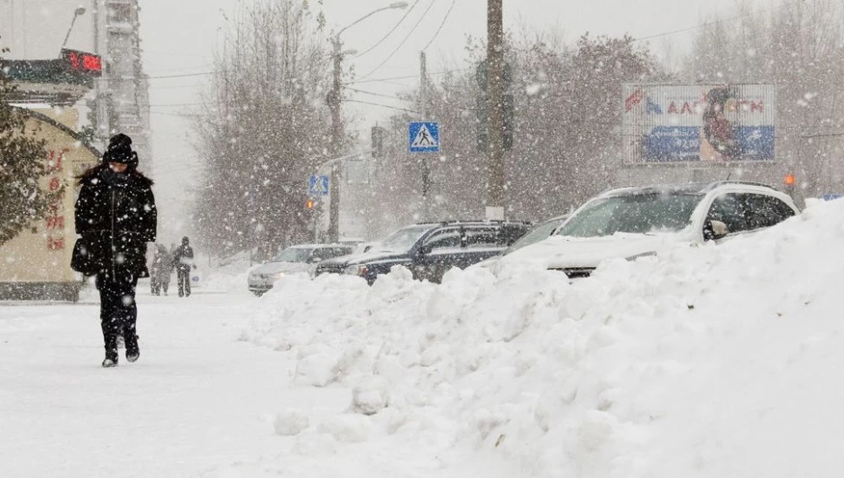 Снег в Барнауле, 25 октября 2016.