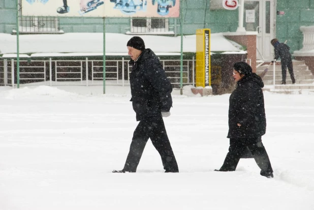 Снег в Барнауле, 25 октября 2016.