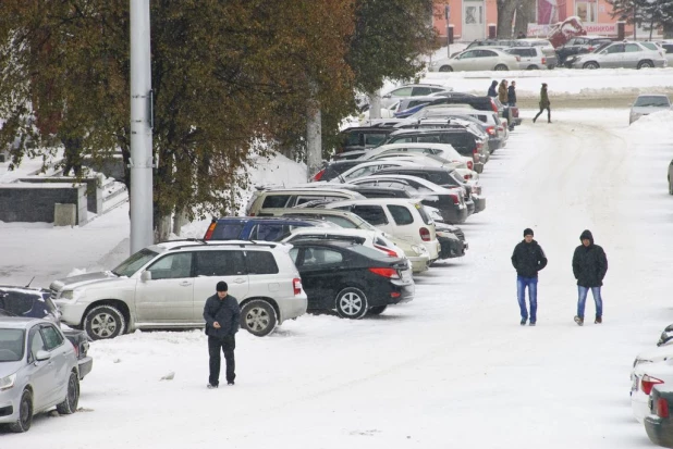 Снег в Барнауле, 25 октября 2016.