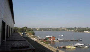 Таунхаус с яхт-клубом.