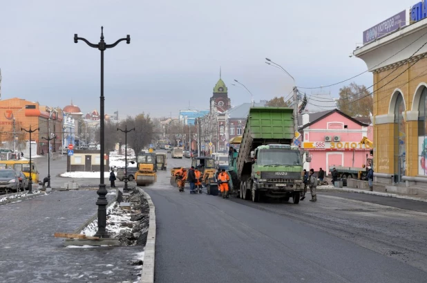 Реконструкция моста через Барнаулку на проспекте Ленина в Барнауле. 1 ноября 2016 года.