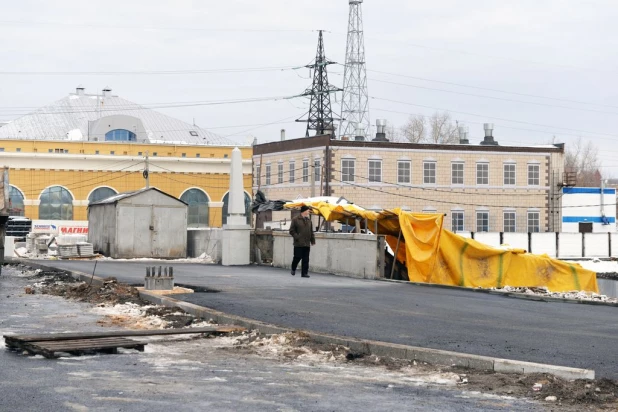 Реконструкция моста через Барнаулку на проспекте Ленина в Барнауле. 1 ноября 2016 года.