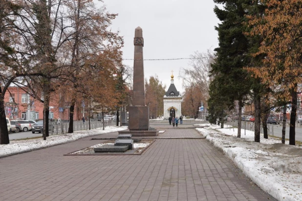 Барнаульские улицы и дворы после дождя. 2 ноября 2016 года.