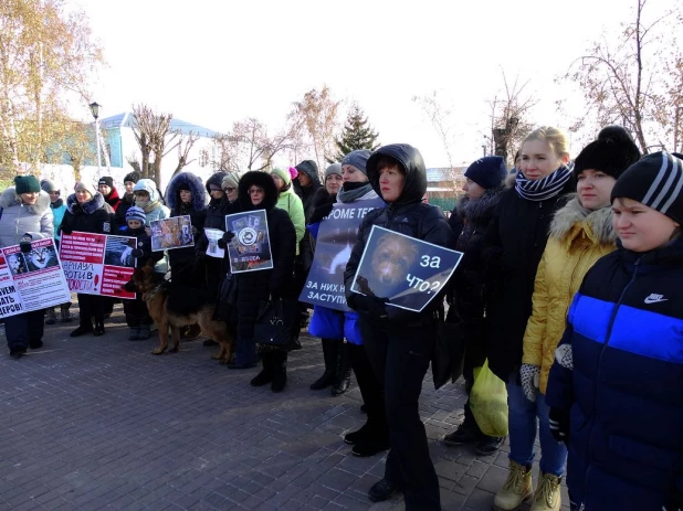 Акция "Россия без жестокости" в Барнауле.